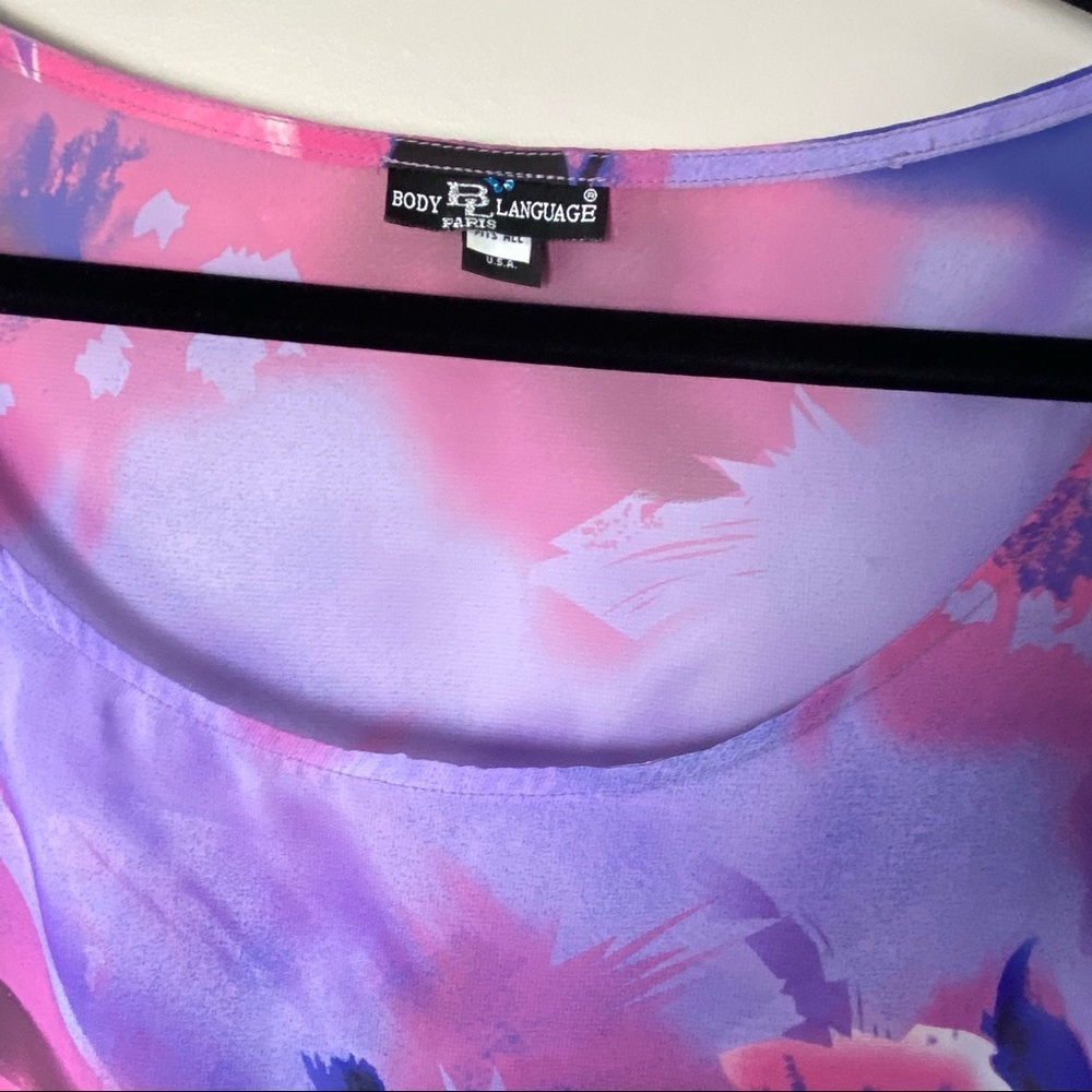 Body Language” sheer overlay top One Size - Picture 9 of 10